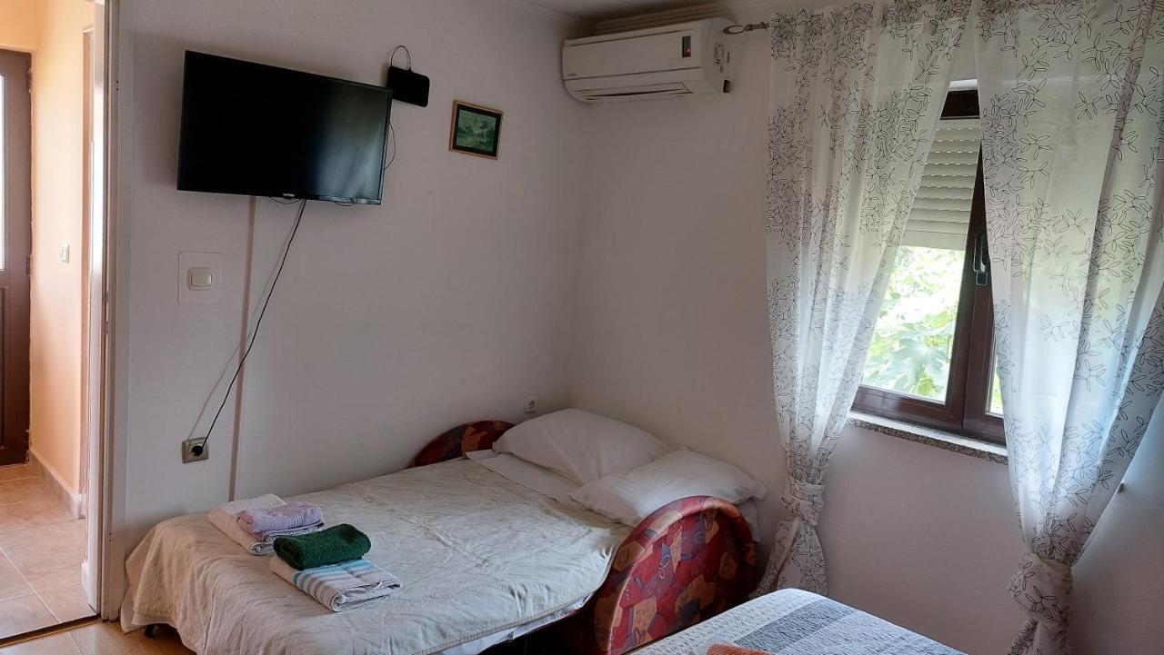 Apartments Katarina Umag Exterior photo